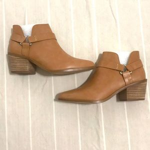 DV Olida Chopout Booties Brand New